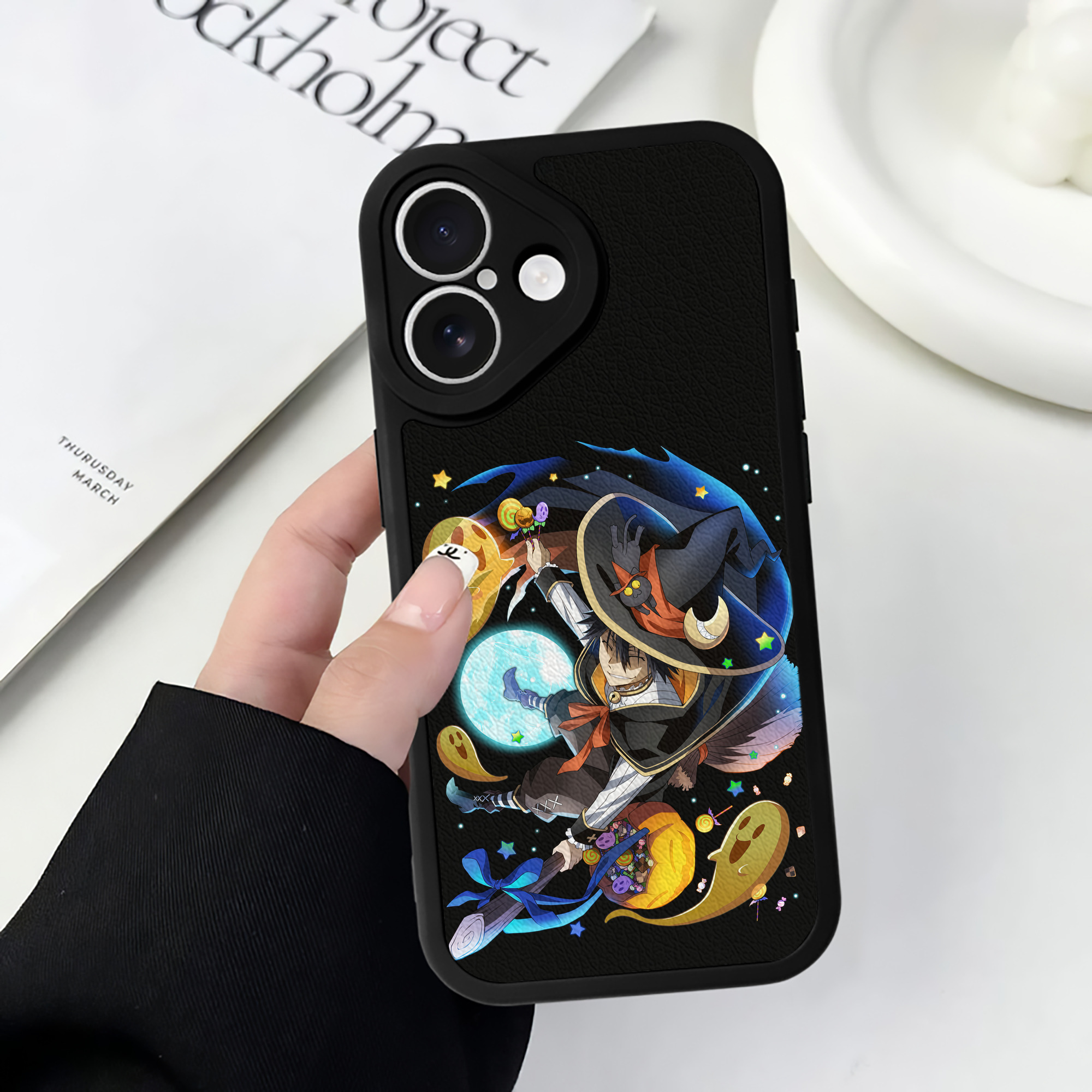 （画像用） 文豪ストレイドッグス Bungo Stray Dogs 【iPhone 16シリーズ対応】シリコンスマホケース（レザー調） 材質：シリコン